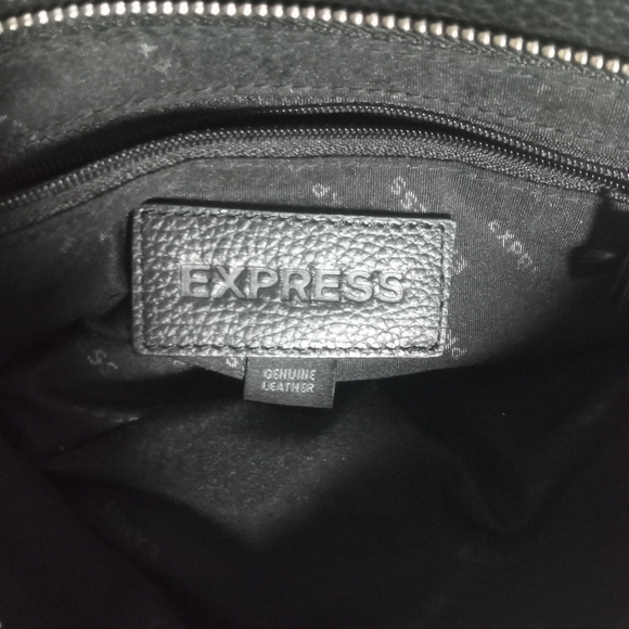 NWOT- Black Zipper "Express" Clutch - Picture 4 of 4